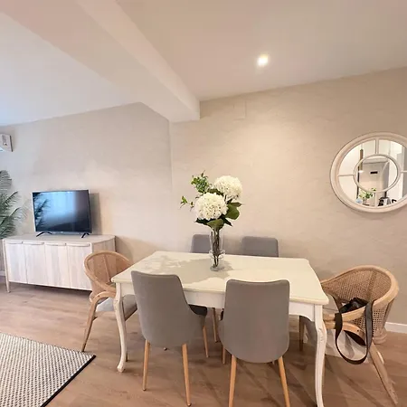 Genteel Martinez Campos Ii Apartment *