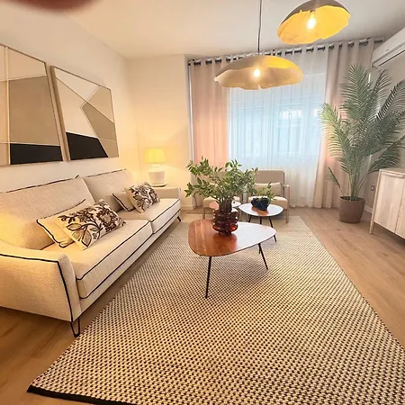 Genteel Martinez Campos Ii Apartment