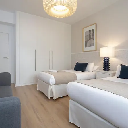 Genteel Martinez Campos Ii Apartment